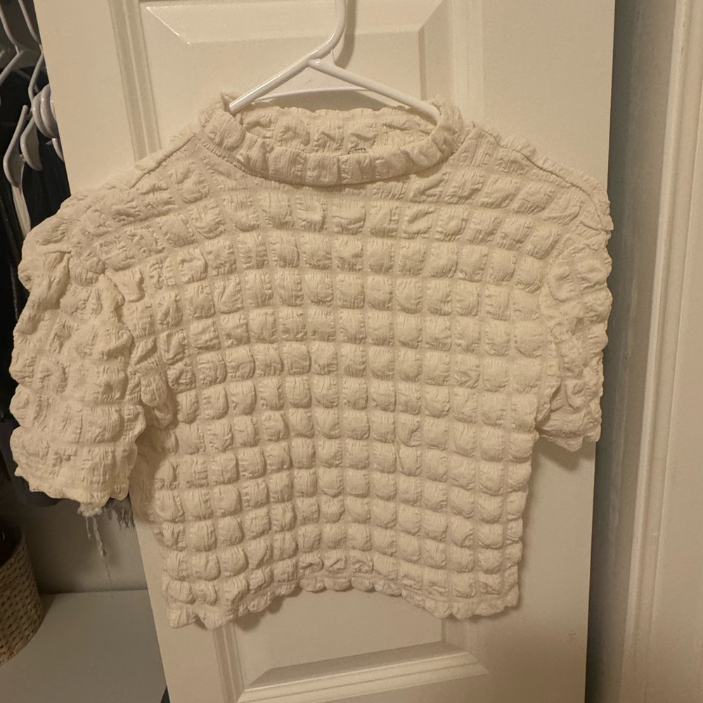 Urban Outfitters Ivory Textured Puff Sleeve Blouse